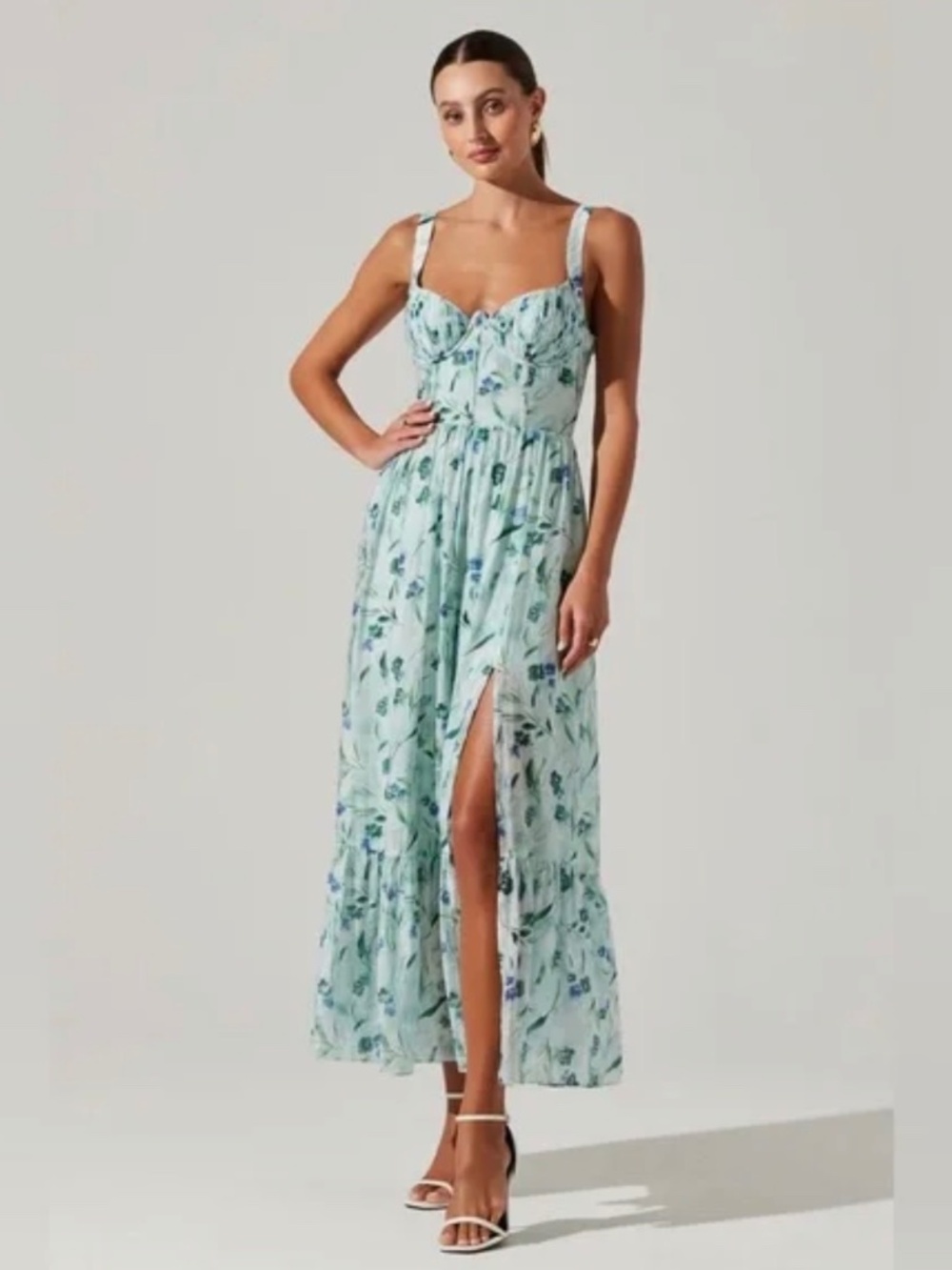 Astr The Label Kelby Dress in Green and Blue Floral Size Small New With Tags